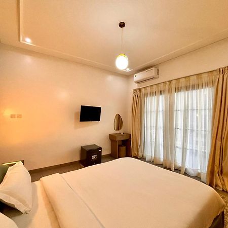 Lighthouse Signature Suites Дакар Экстерьер фото